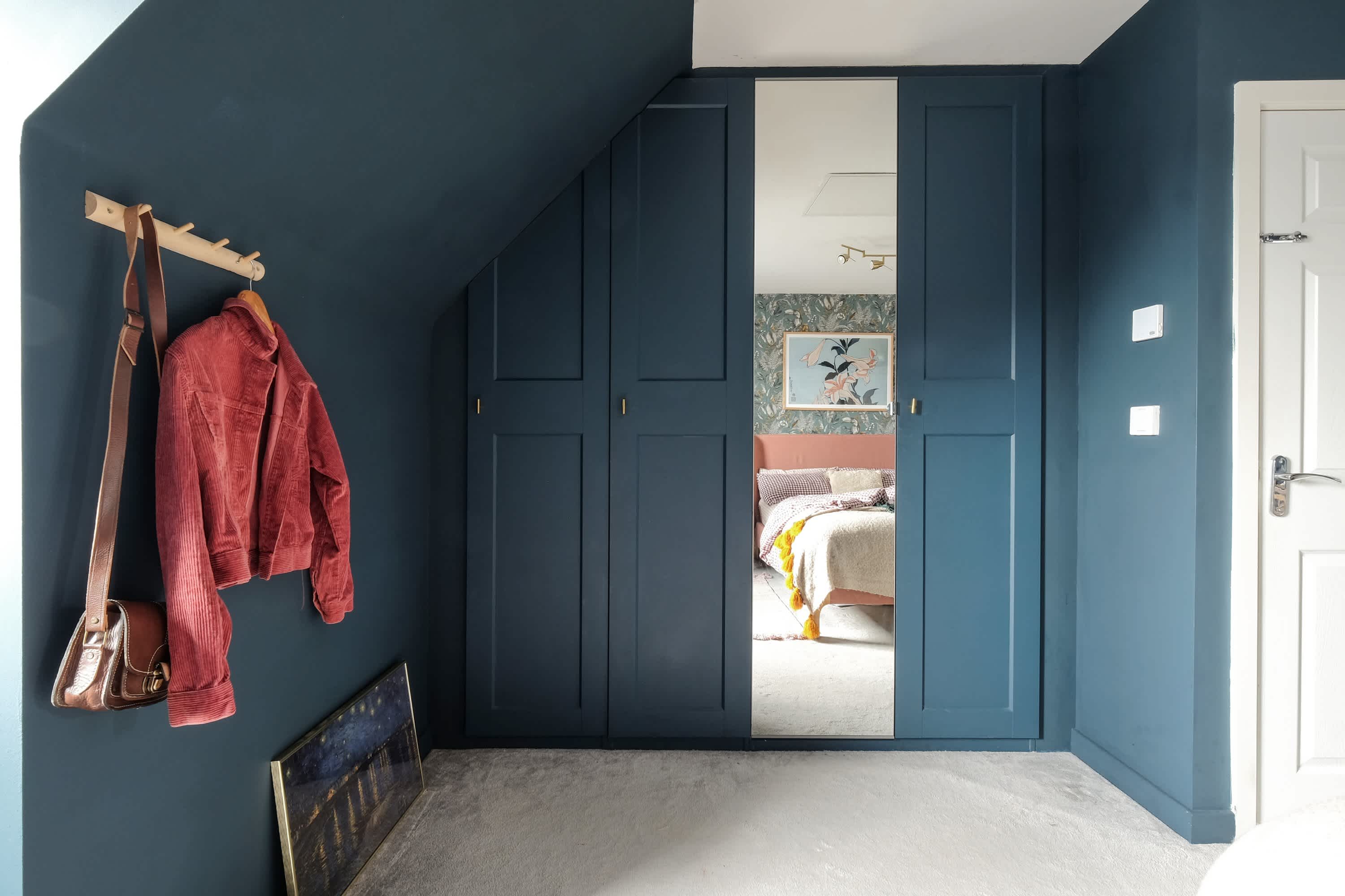 This IKEA Holiday Decoration Doubles as a Year-Round Entryway Organizer